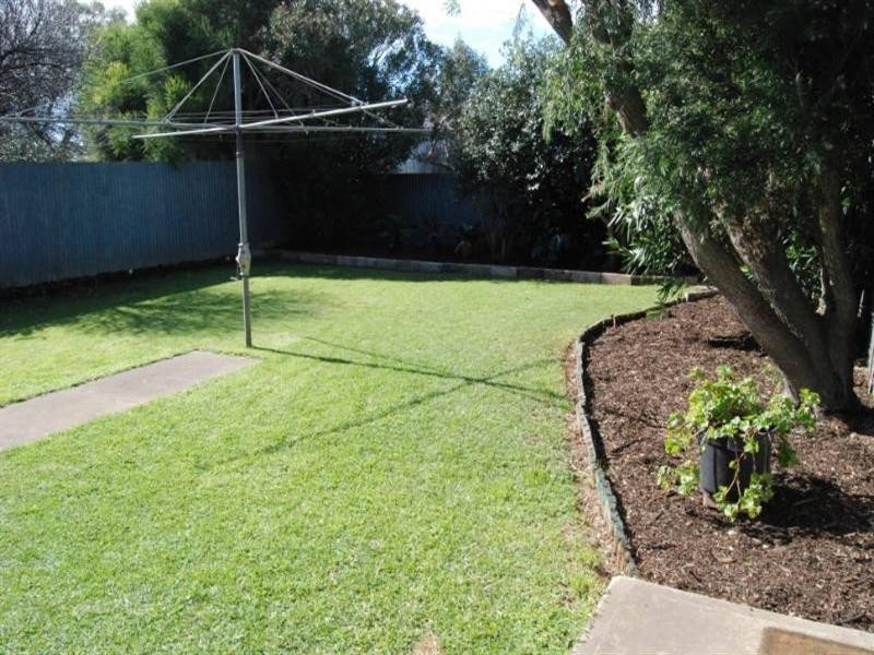 9 Croser Avenue, Aldinga Beach SA 5173
