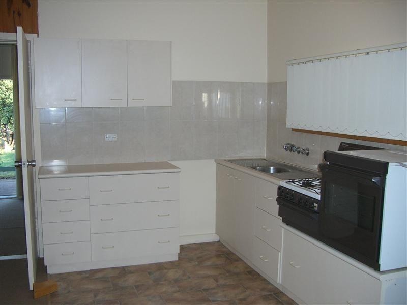 36 Whinnerah Avenue, Aldinga Beach SA 5173