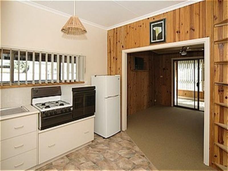 36 Whinnerah Avenue, Aldinga Beach SA 5173