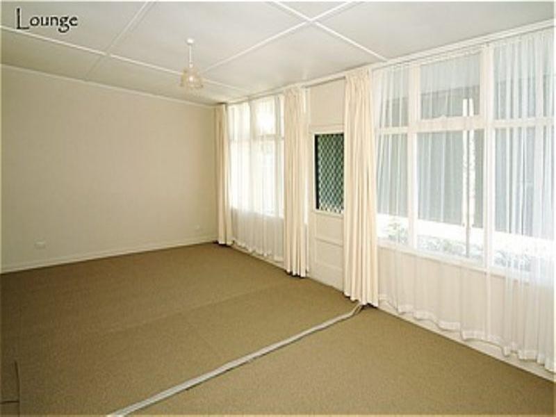 36 Whinnerah Avenue, Aldinga Beach SA 5173