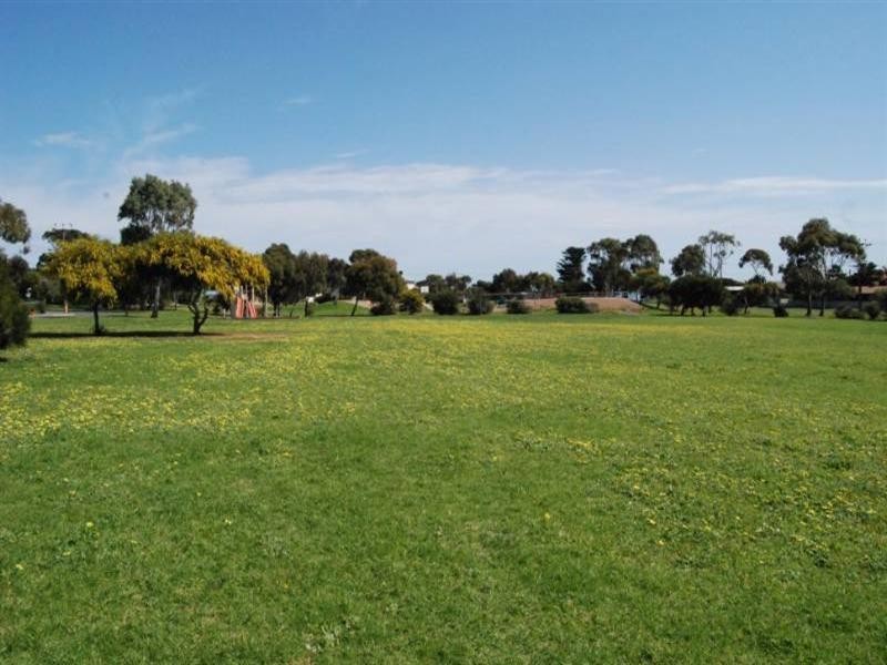 3 Hastings Avenue, Sellicks Beach SA 5174