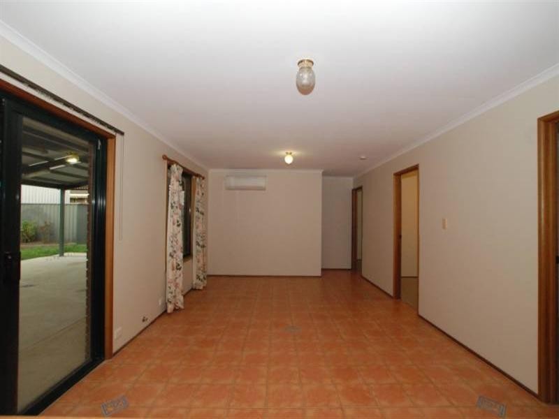 71 Rowley Road, Aldinga Beach SA 5173