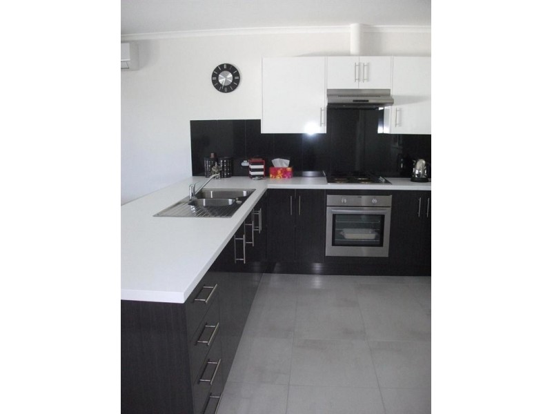 8 Jade Loop, Aldinga Beach SA 5173