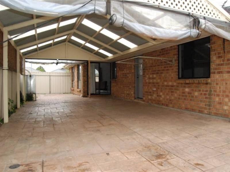 10 Cockle Avenue, Aldinga Beach SA 5173
