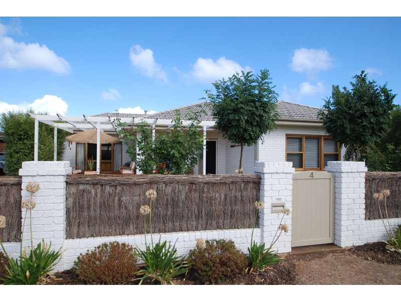 4 Humphrys Road, Aldinga Beach SA 5173