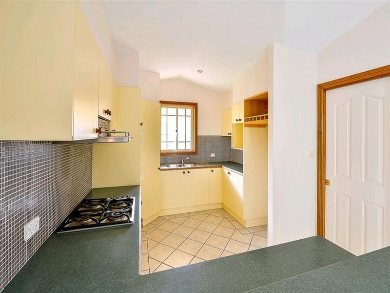 3 Whitfield Place, Picton NSW 2571