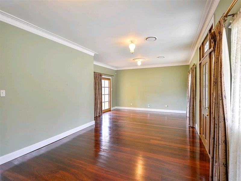 223 Menangle Street, Picton NSW 2571