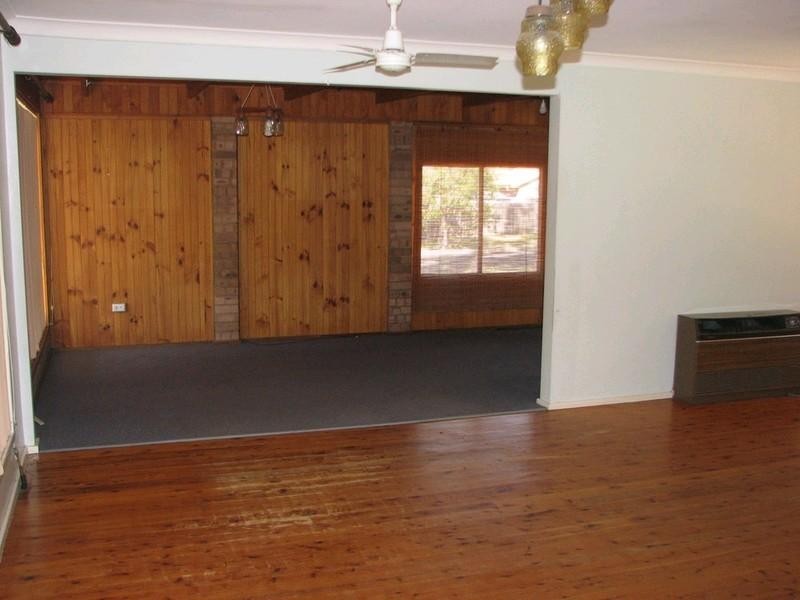 61 Fraser Street, Tahmoor NSW 2573