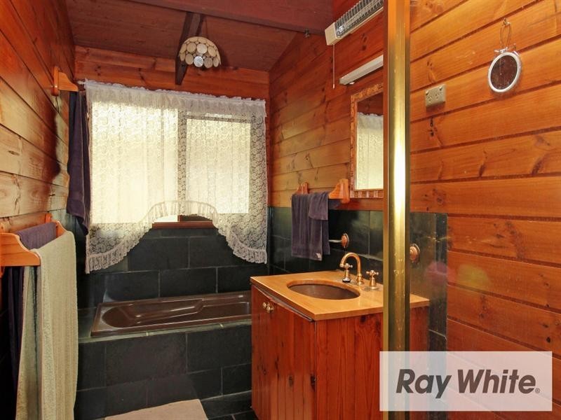 105 Kent Road, Picton NSW 2571