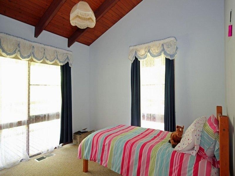 105 Kent Road, Picton NSW 2571