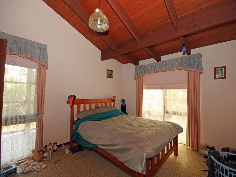 105 Kent Road, Picton NSW 2571