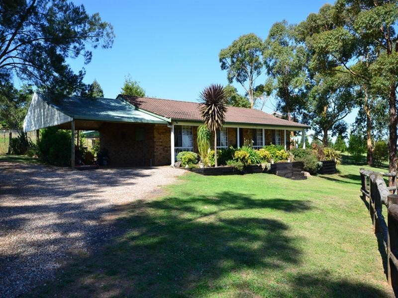 74 Hilton Park Road, Tahmoor NSW 2573