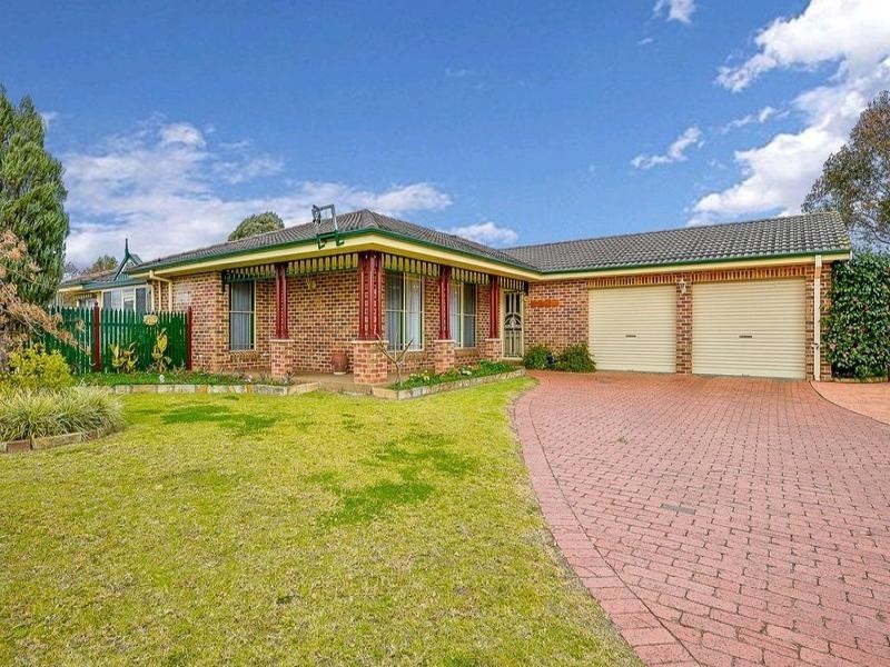 1 Davis Place, Thirlmere NSW 2572