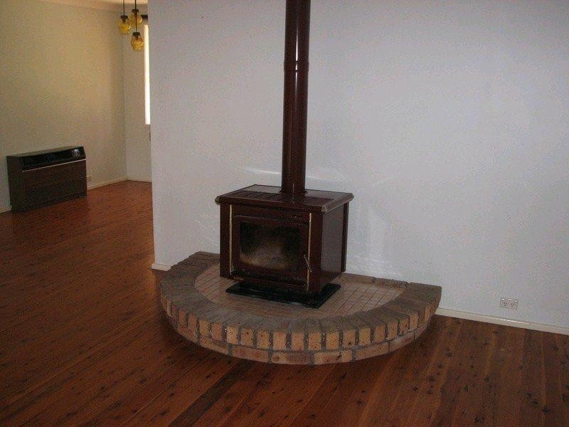 61 Fraser Street, Tahmoor NSW 2573