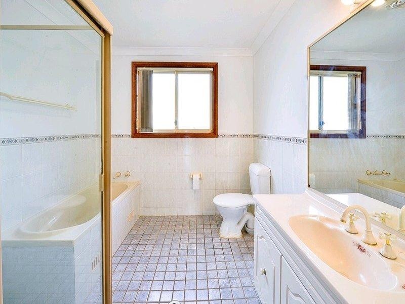 3 Whitfield Place, Picton NSW 2571