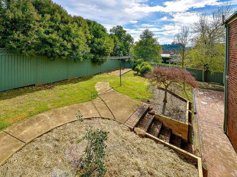 3 Whitfield Place, Picton NSW 2571