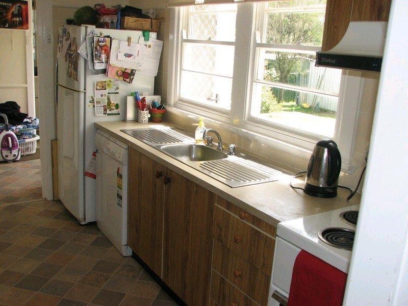 15 Antill Street, Picton NSW 2571