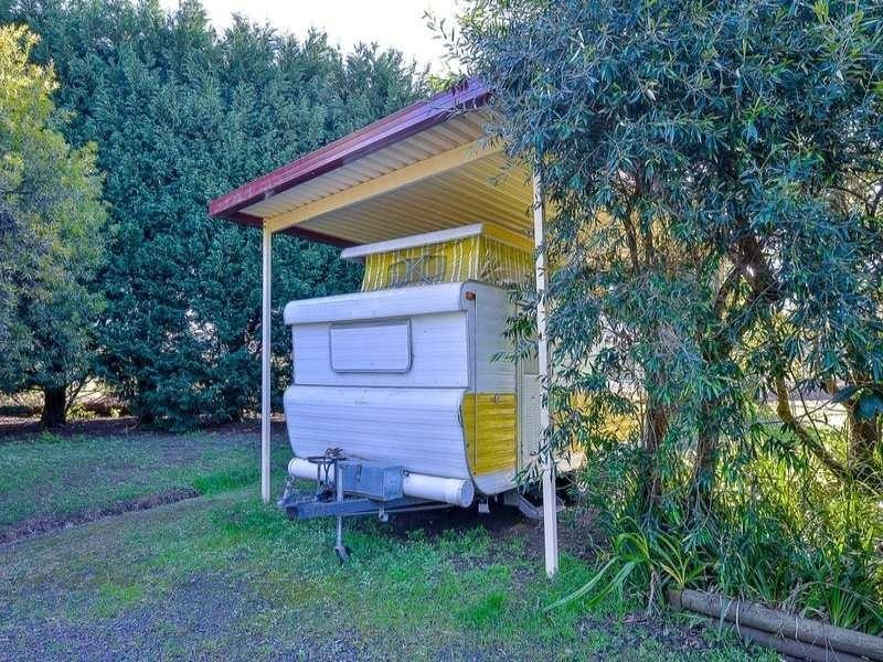 100 Lakes Street, Thirlmere NSW 2572