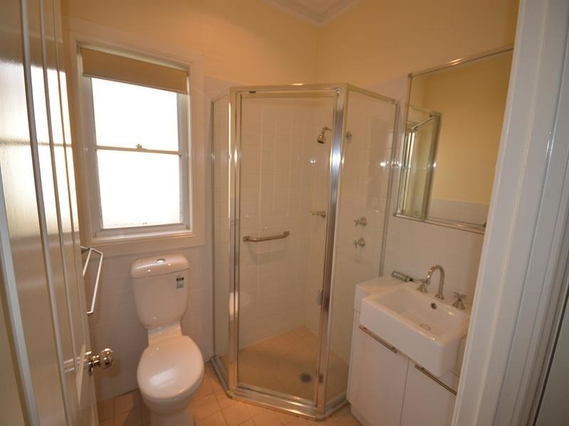 1/253 Argyle Street, Picton NSW 2571