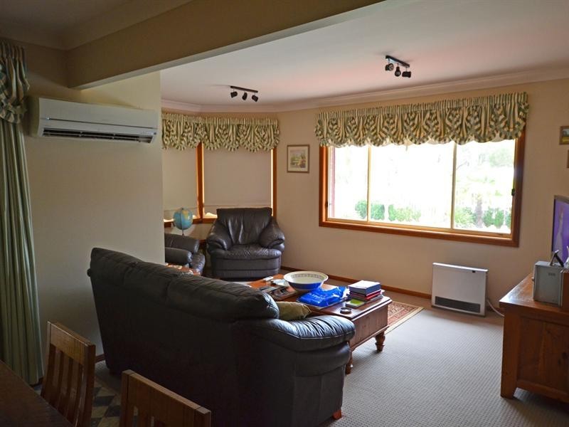 98 Kent Road, Picton NSW 2571