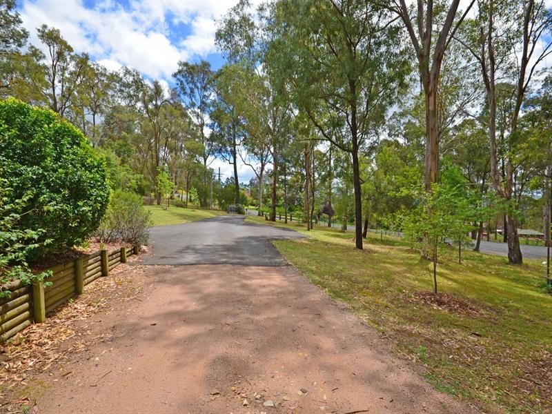 98 Kent Road, Picton NSW 2571