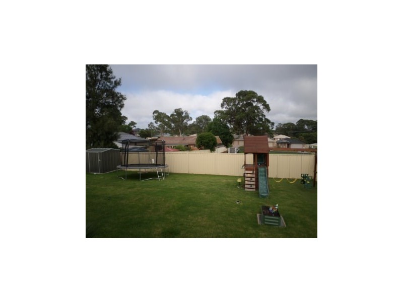 75 Remembrance Drive, Tahmoor NSW 2573