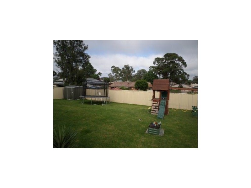 75 Remembrance Drive, Tahmoor NSW 2573