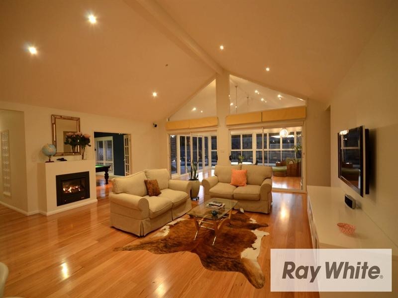 7 Davies Place, Picton NSW 2571