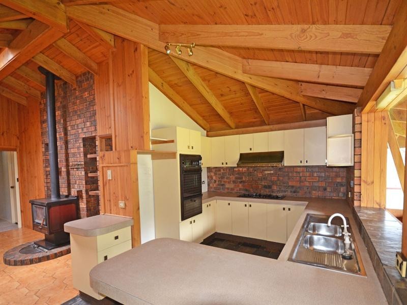 99 Hilton Park Road, Tahmoor NSW 2573