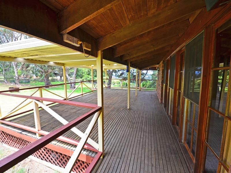 99 Hilton Park Road, Tahmoor NSW 2573