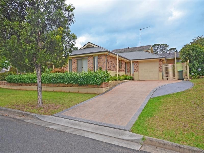 26 Hill Street, Picton NSW 2571