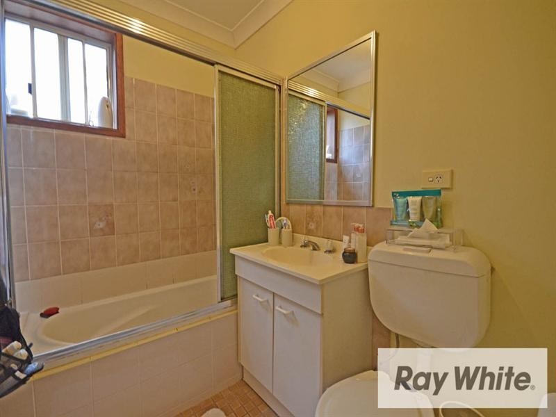 8/10 Windeyer Street, Thirlmere NSW 2572