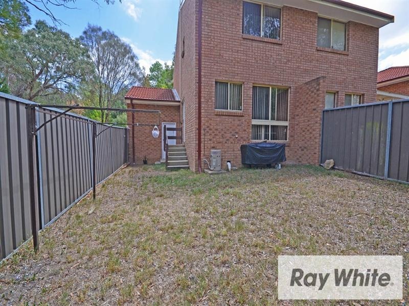 8/10 Windeyer Street, Thirlmere NSW 2572
