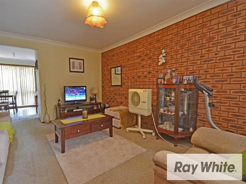 8/10 Windeyer Street, Thirlmere NSW 2572