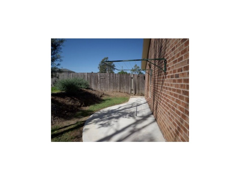 114 Remembrance Drive, Tahmoor NSW 2573