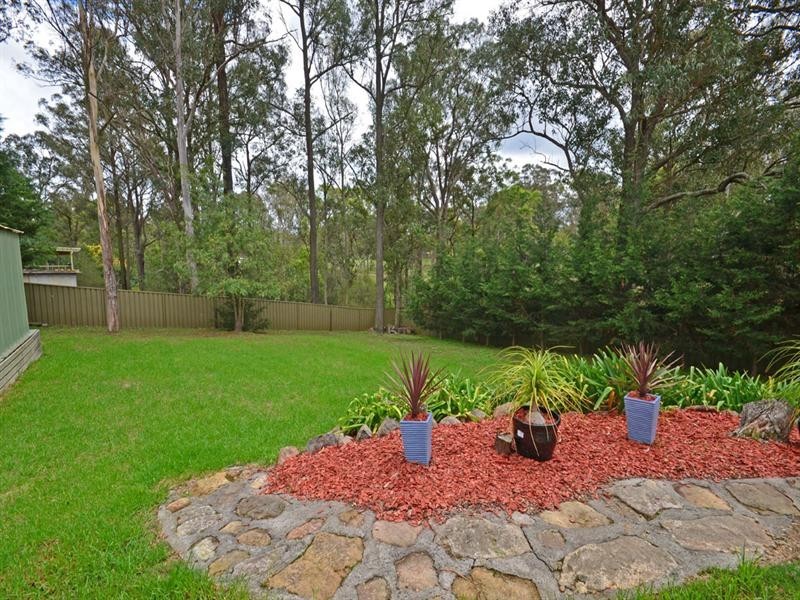 11 Winpara Close, Tahmoor NSW 2573