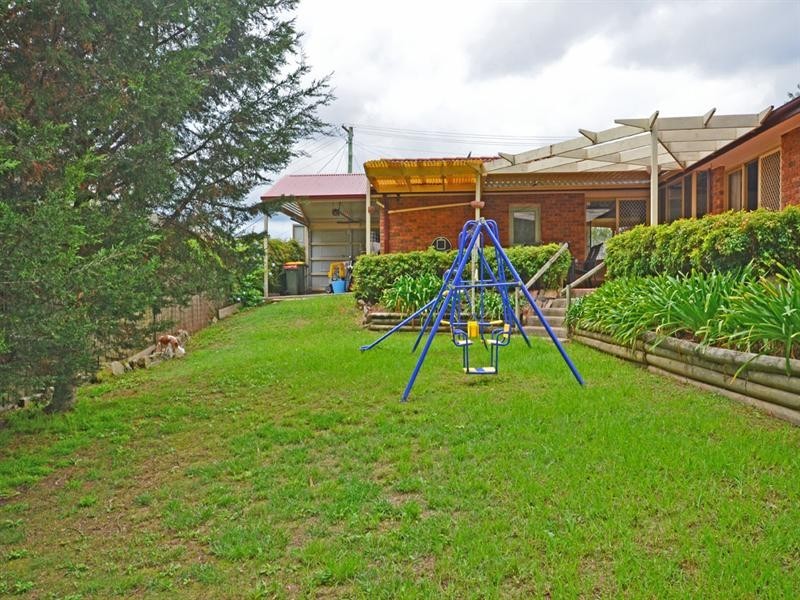 11 Winpara Close, Tahmoor NSW 2573
