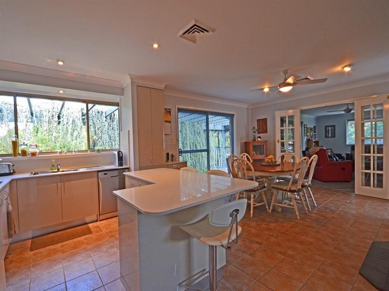 7 Tarrant Close, Picton NSW 2571