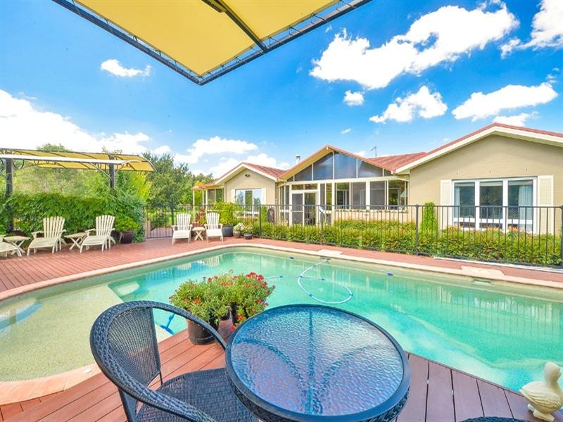 13 Davies Place, Picton NSW 2571