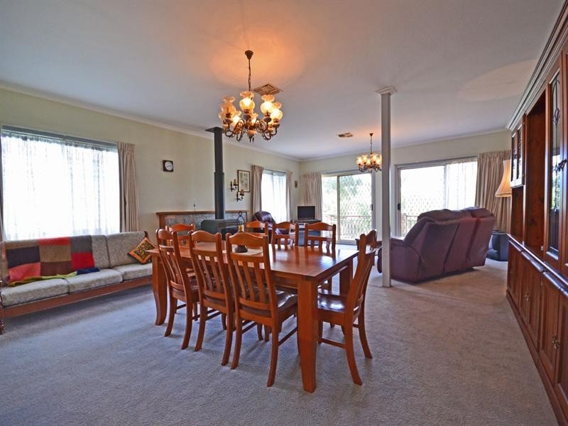 28 Dunlop Place, Picton NSW 2571