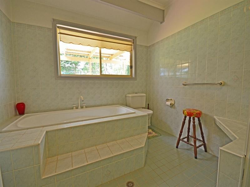 28 Dunlop Place, Picton NSW 2571