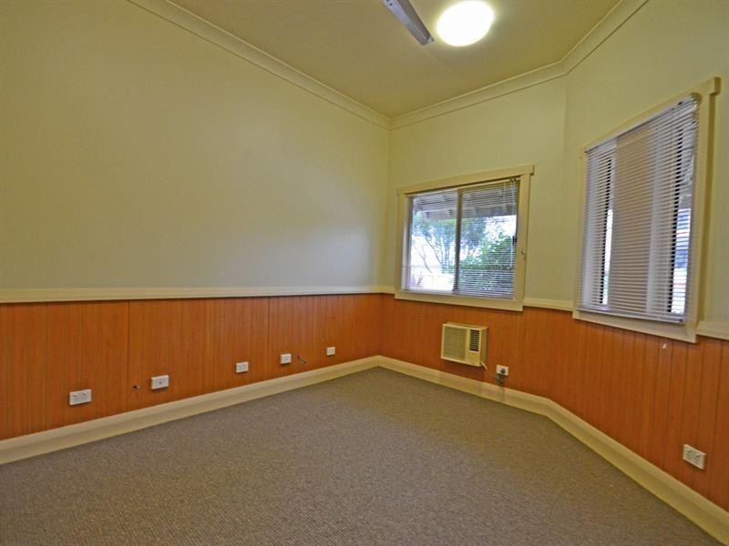 348 Argyle Street, Picton NSW 2571