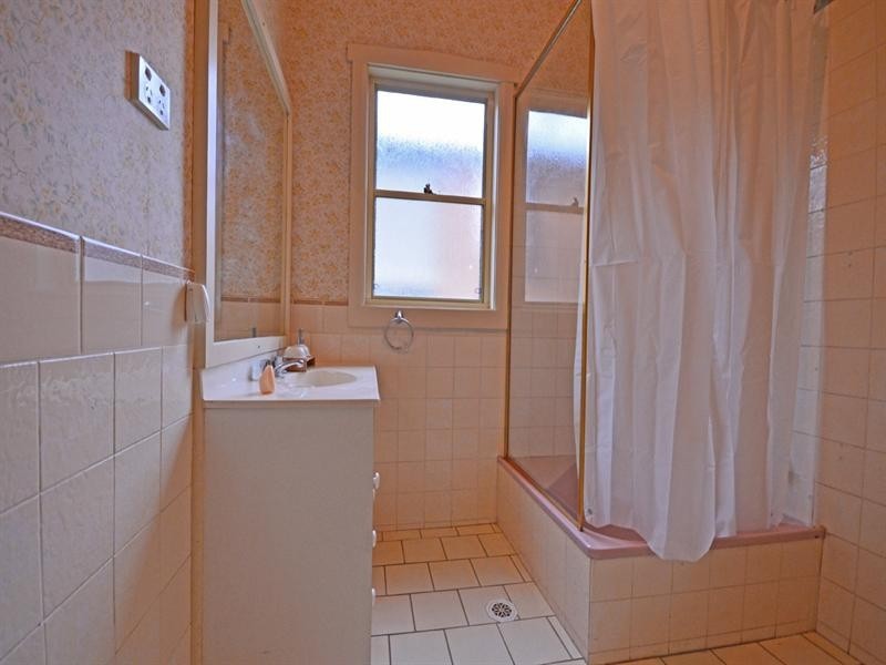 348 Argyle Street, Picton NSW 2571