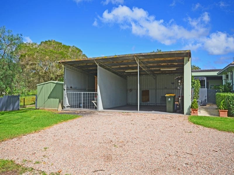 43 Oaks Road, Thirlmere NSW 2572