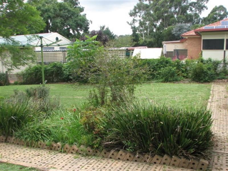 13 Wood Street, Picton NSW 2571