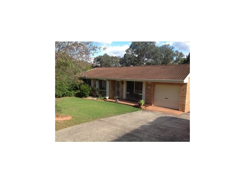 8 Haddon Place, Picton NSW 2571