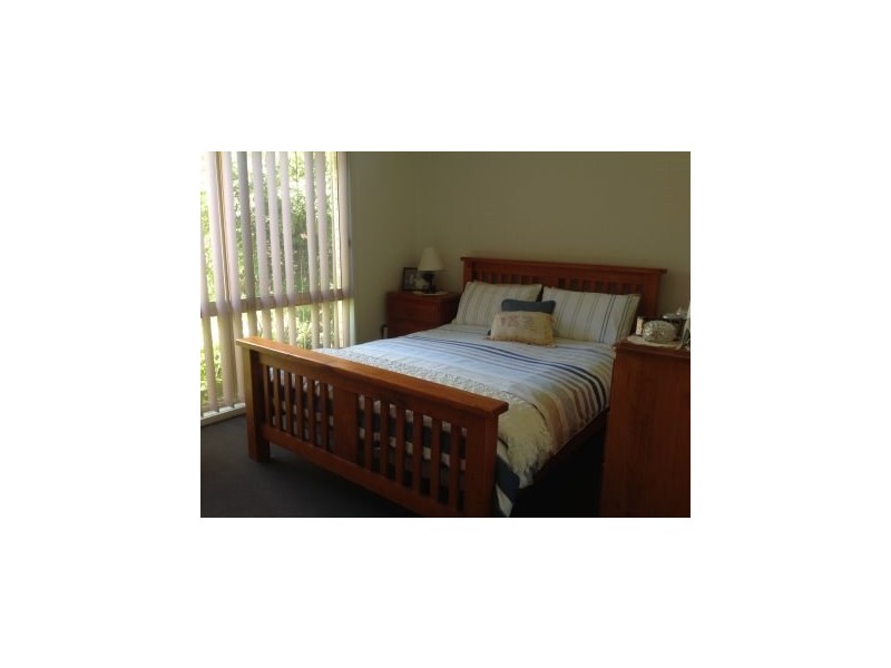 8 Haddon Place, Picton NSW 2571