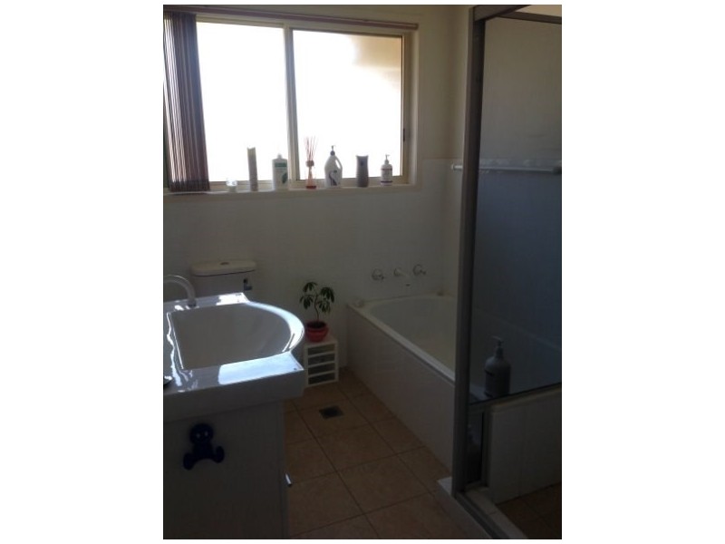 8 Haddon Place, Picton NSW 2571