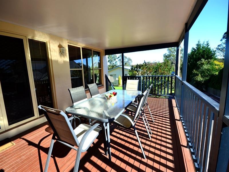 23 Carlton Road, Thirlmere NSW 2572