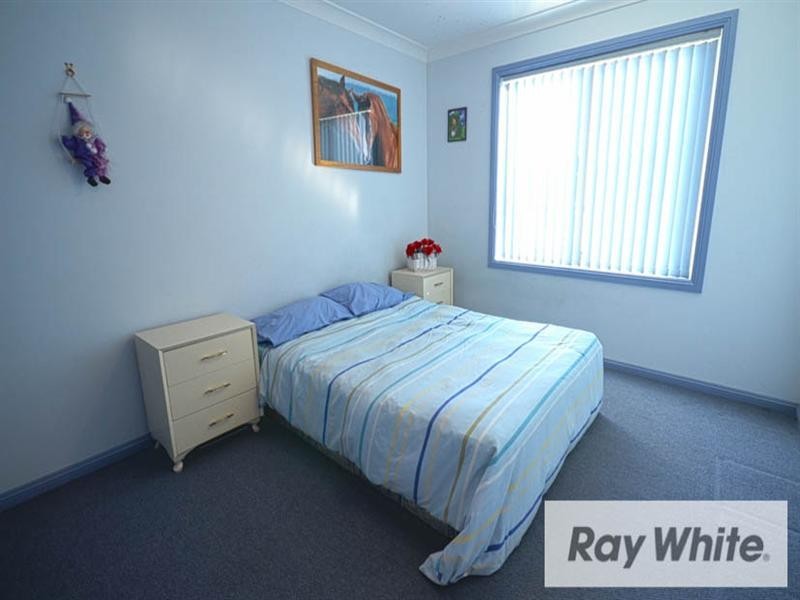 5 Whitfield Place, Picton NSW 2571